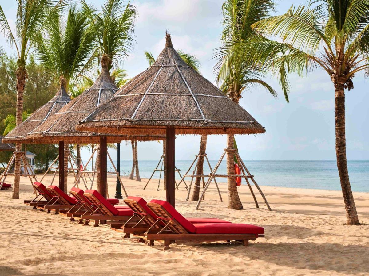 Moevenpick Villas & Residences Фукуок Екстер'єр фото The beach at the Sheraton Nha Trang Hotel & Spa Resort